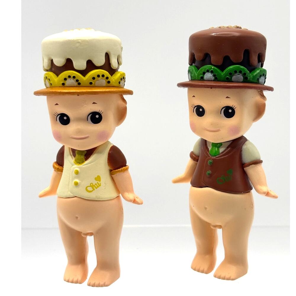 Set of 2 New Unbranded Kewpie/Angel Mini Figures, in Lemon & Kiwi Chocolate